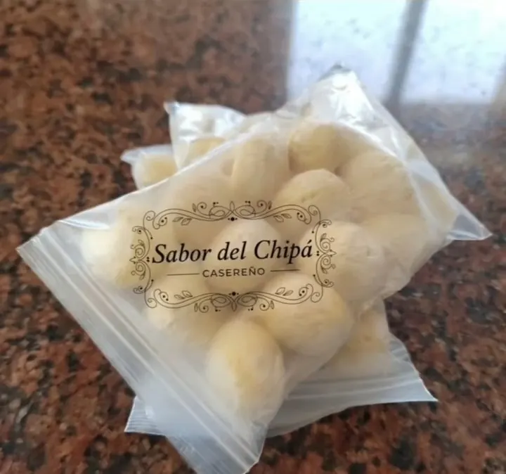 Bolsa de chipá congelado con la etiqueta de Sabor del Chipá